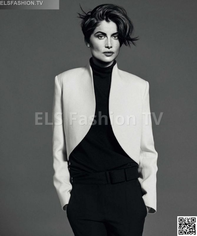 #leatitiacasta #supermodel for #harpersbazaar #spain Aug 2015