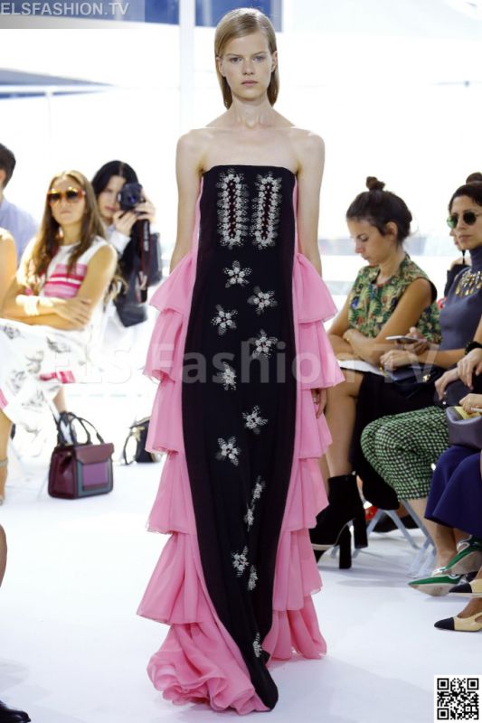 Delpozo SS 2016 NYFW access to view full gallery. #Delpozo #nyfw15