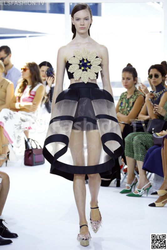 Delpozo SS 2016 NYFW access to view full gallery. #Delpozo #nyfw15