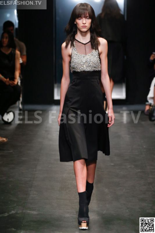 Vera Wang SS 2016 NYFW access to view full gallery. #VeraWang #nyfw15