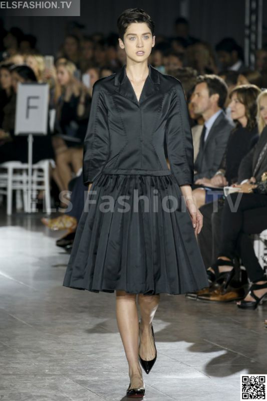 Zac Posen SS 2016 NYFW access to view full gallery. #ZacPosen #nyfw15 Zac Posen SS 2016 NYFW access to view full gallery. #ZacPosen #nyfw15