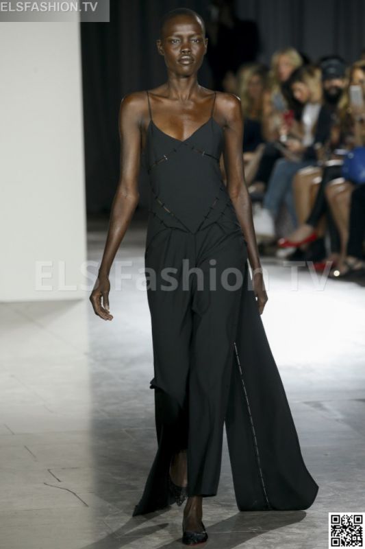 Zac Posen SS 2016 NYFW access to view full gallery. #ZacPosen #nyfw15 Zac Posen SS 2016 NYFW access to view full gallery. #ZacPosen #nyfw15