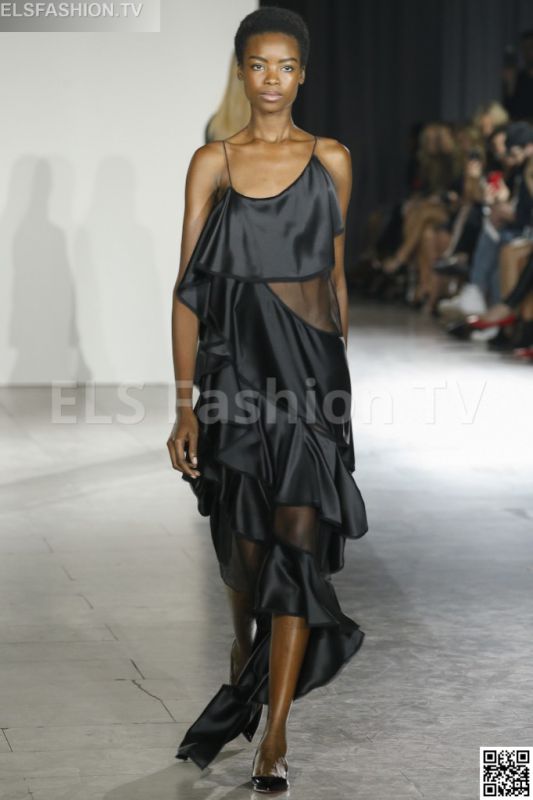 Zac Posen SS 2016 NYFW access to view full gallery. #ZacPosen #nyfw15 Zac Posen SS 2016 NYFW access to view full gallery. #ZacPosen #nyfw15