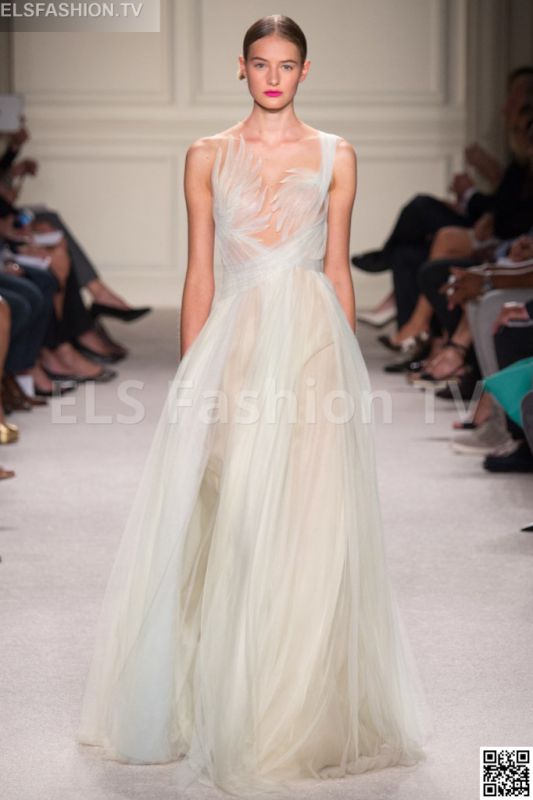 Marchesa SS 2016 NYFW access to view full gallery. #Marchesa #nyfw15