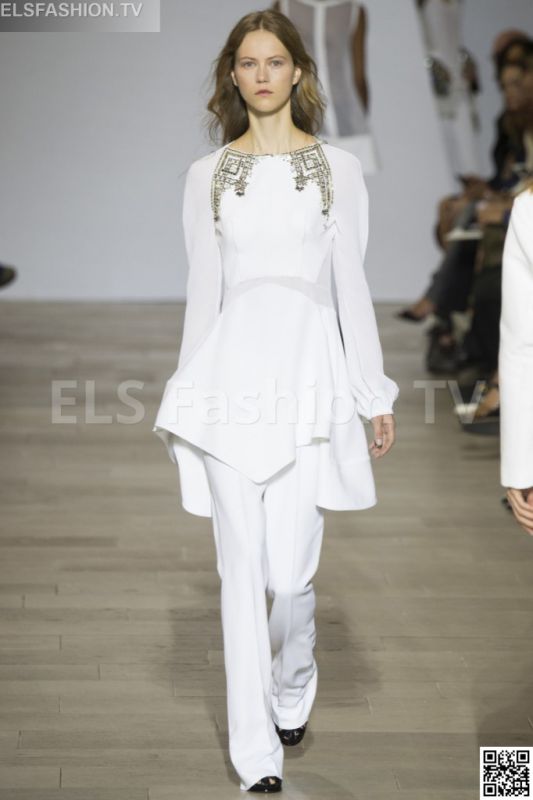 Antonio Berardi SS 2016 LFW access to view full gallery. #Antonioberardi #LFW15 Antonio Berardi SS 2016 LFW access to view full gallery. #Antonioberardi #LFW15