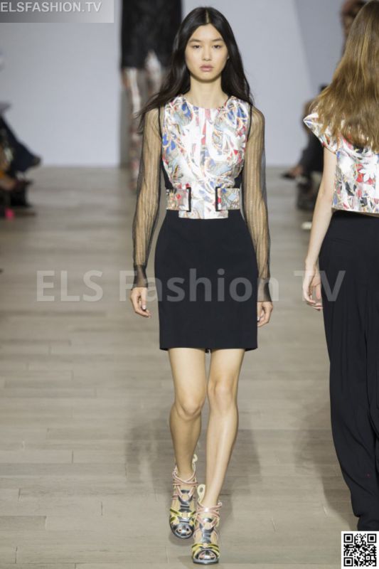 Antonio Berardi SS 2016 LFW access to view full gallery. #Antonioberardi #LFW15