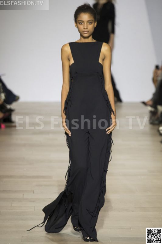 Antonio Berardi SS 2016 LFW access to view full gallery. #Antonioberardi #LFW15 Antonio Berardi SS 2016 LFW access to view full gallery. #Antonioberardi #LFW15