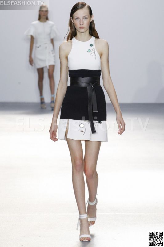 David Koma SS 2016 LFW access to view full gallery. #Davidkoma #LFW15