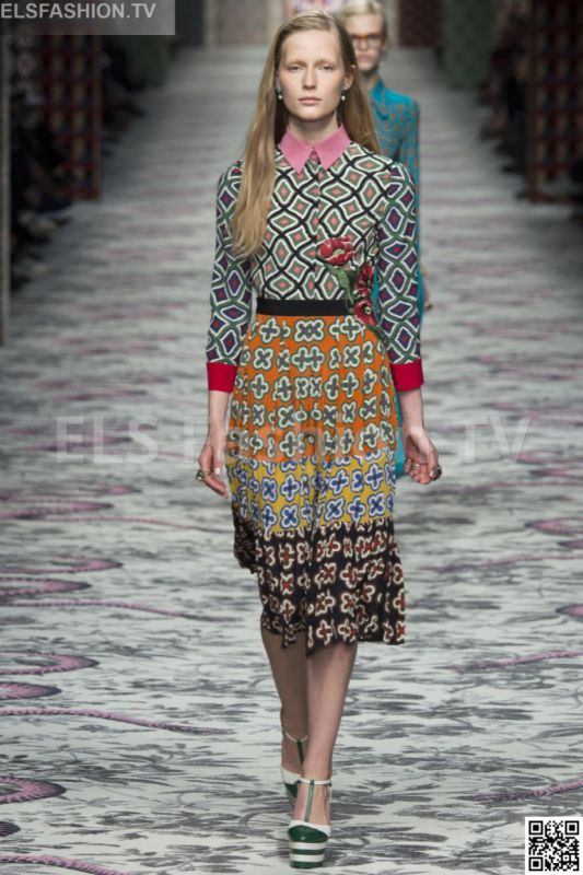Gucci SS 2016 MFW access to view full gallery. #Gucci #MFW15 Gucci SS 2016 MFW access to view full gallery. #Gucci #MFW15