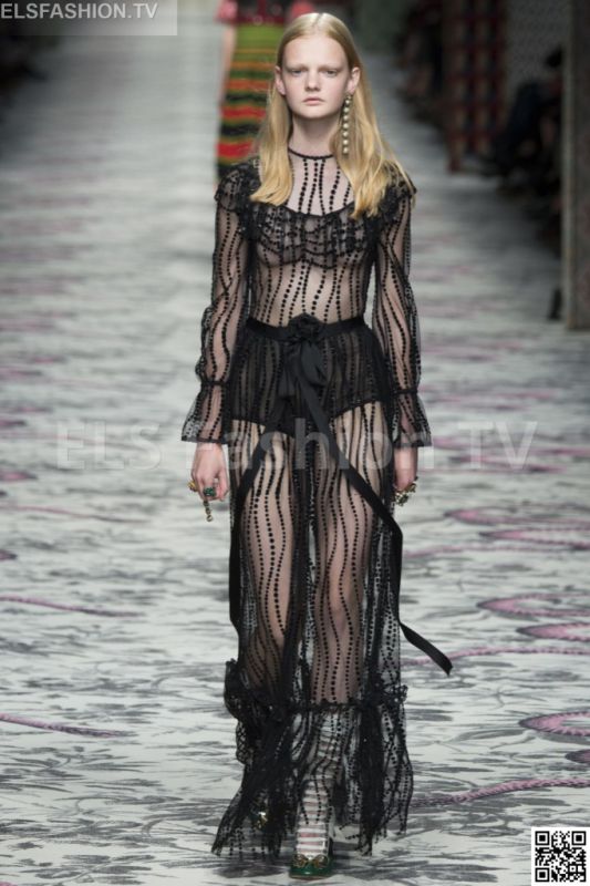 Gucci SS 2016 MFW access to view full gallery. #Gucci #MFW15 Gucci SS 2016 MFW access to view full gallery. #Gucci #MFW15