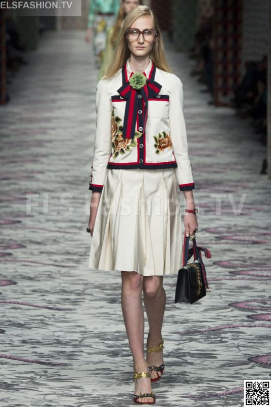 Gucci SS 2016 MFW access to view full gallery. #Gucci #MFW15 Gucci SS 2016 MFW access to view full gallery. #Gucci #MFW15