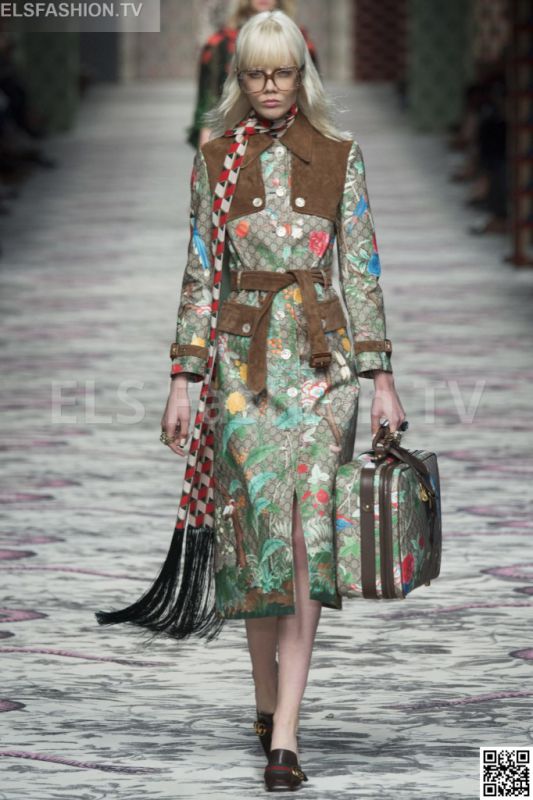 Gucci SS 2016 MFW access to view full gallery. #Gucci #MFW15 Gucci SS 2016 MFW access to view full gallery. #Gucci #MFW15