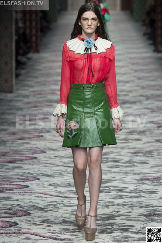 Gucci SS 2016 MFW access to view full gallery. #Gucci #MFW15 Gucci SS 2016 MFW access to view full gallery. #Gucci #MFW15