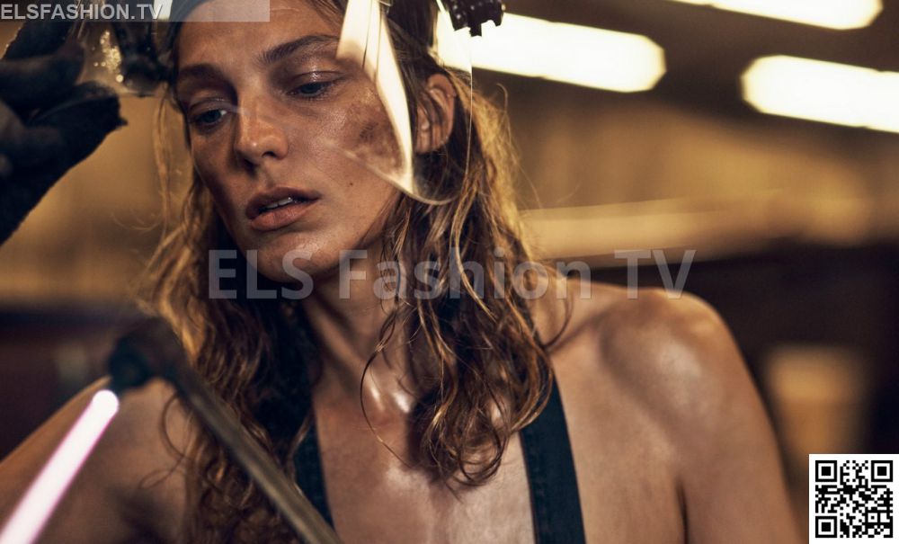 Porter Magazine # 10 - Model Daria Werbowy