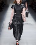 Fendi SS 2016 MFW access to view full gallery. #Fendi #MFW15
