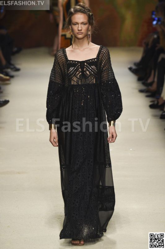 Alberta Ferretti SS 2016 MFW access to view full gallery. #Albertaferretti #MFW15