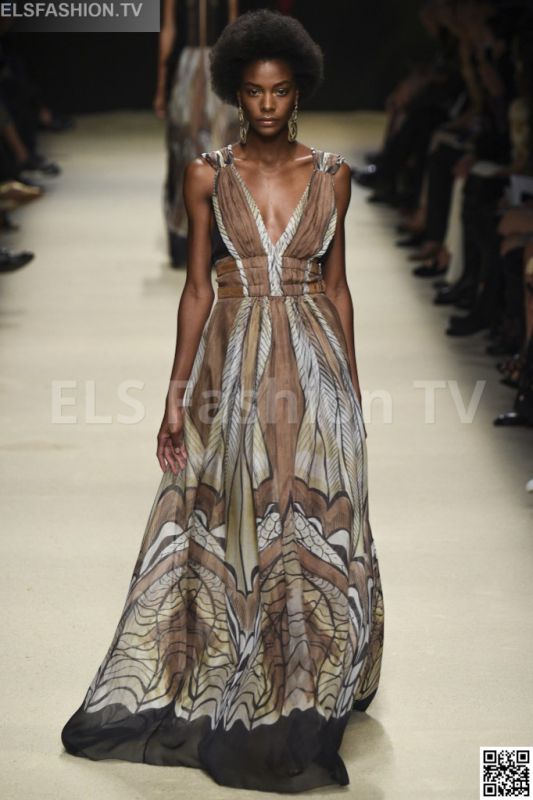 Alberta Ferretti SS 2016 MFW access to view full gallery. #Albertaferretti #MFW15