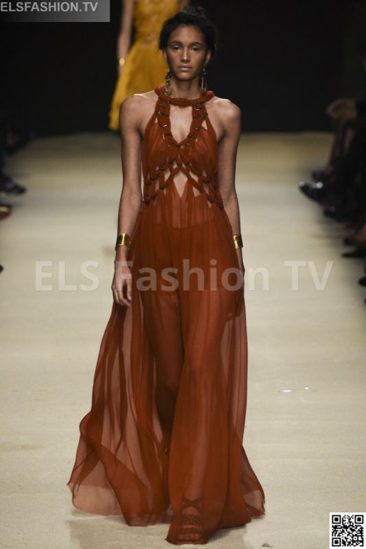 Alberta Ferretti SS 2016 MFW access to view full gallery. #Albertaferretti #MFW15