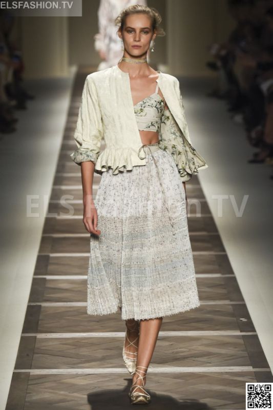 Etro SS 2016 MFW access to view full gallery. #Etro #MFW15