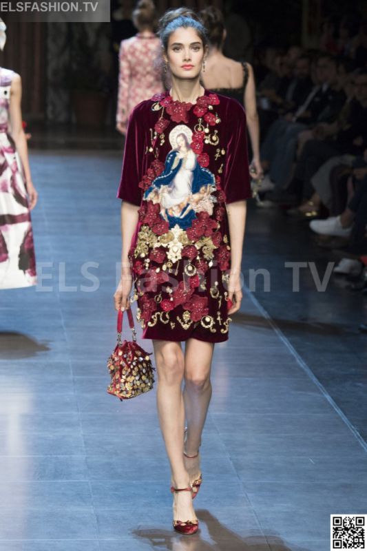 Dolce & Gabbana SS 2016 MFW access to view full gallery. #DolceandGabbana #MFW15