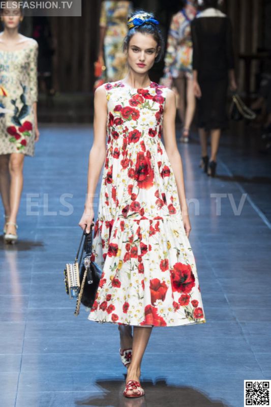 Dolce & Gabbana SS 2016 MFW access to view full gallery. #DolceandGabbana #MFW15