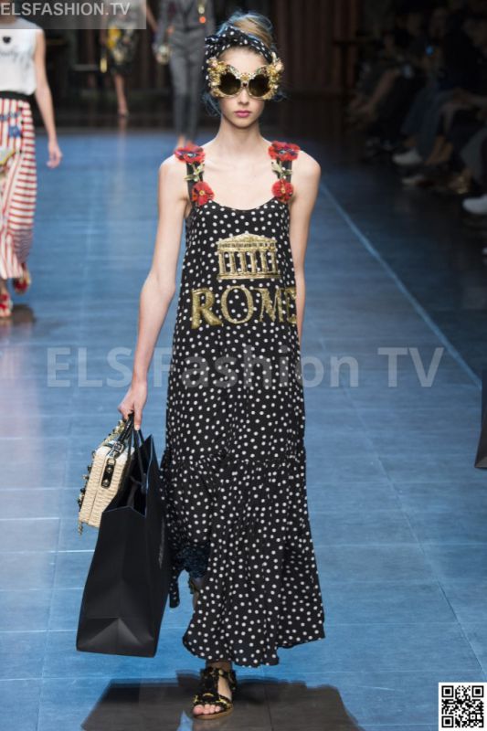 Dolce & Gabbana SS 2016 MFW access to view full gallery. #DolceandGabbana #MFW15