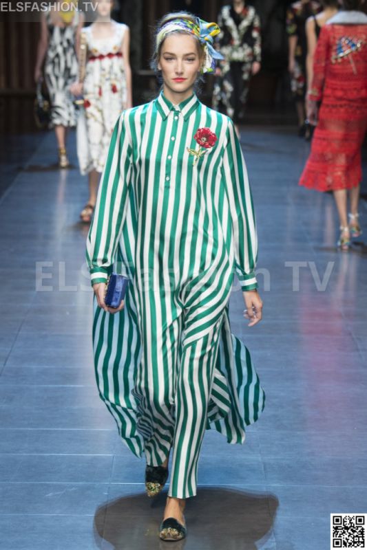 Dolce & Gabbana SS 2016 MFW access to view full gallery. #DolceandGabbana #MFW15 Dolce & Gabbana SS 2016 MFW access to view full gallery. #DolceandGabbana #MFW15