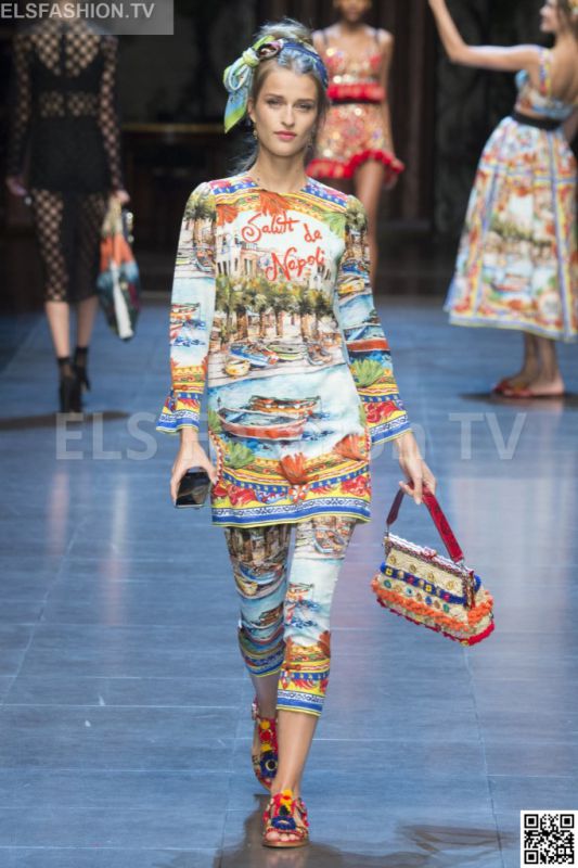 Dolce & Gabbana SS 2016 MFW access to view full gallery. #DolceandGabbana #MFW15