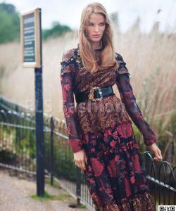 Vogue China August 2015 - Model Alisa Ahmann