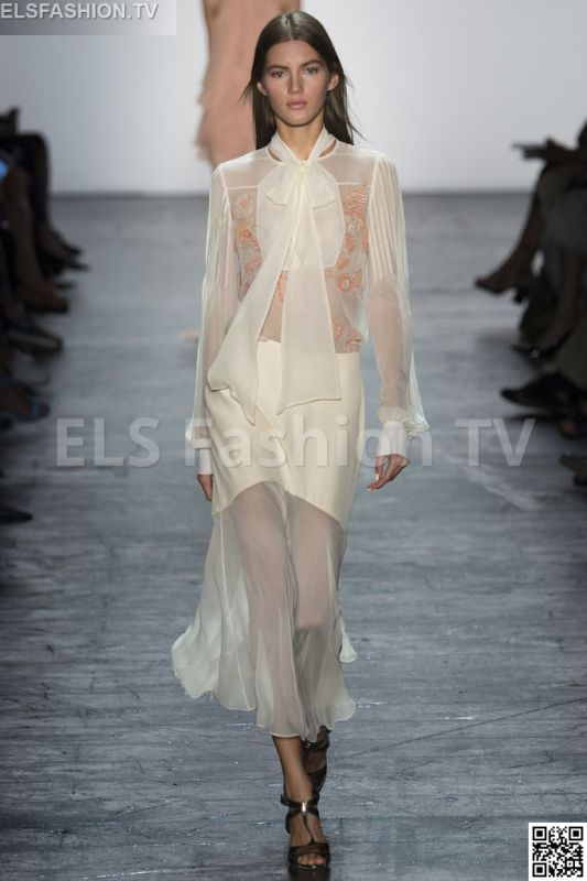 Prabal Gurung NYFW Spring/Summer 2016 #probalgurung #nyfw Prabal Gurung NYFW Spring/Summer 2016 #probalgurung #nyfw