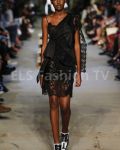 Givenchy SS 2016 NYFW access to view full gallery. #Givenchy #nyfw15
